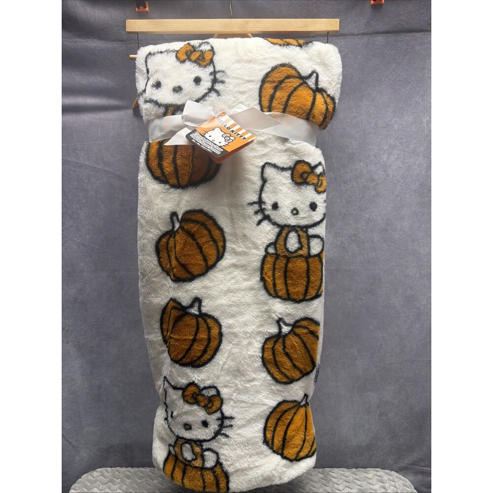 Hello Kitty FAUX RABBIT FUR Fall PUMPKIN BLANKET THROW NEW
